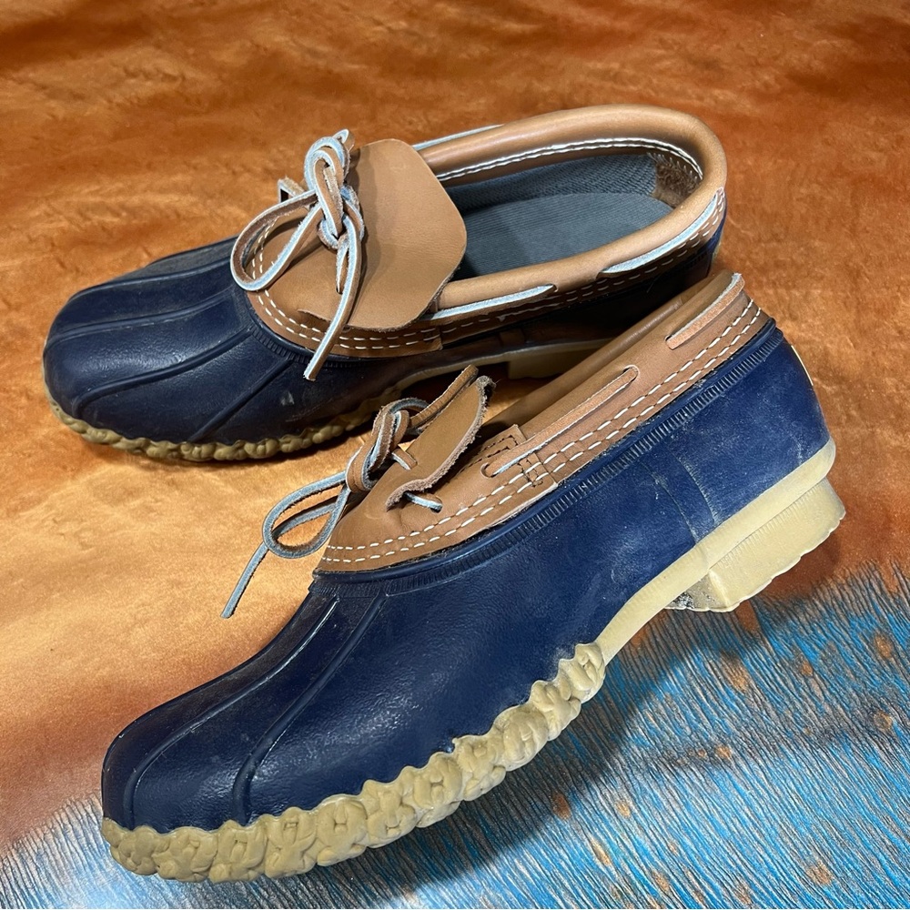 LL Bean Original Bean Boots Navy Brown Leather Rubber Mocs size 9